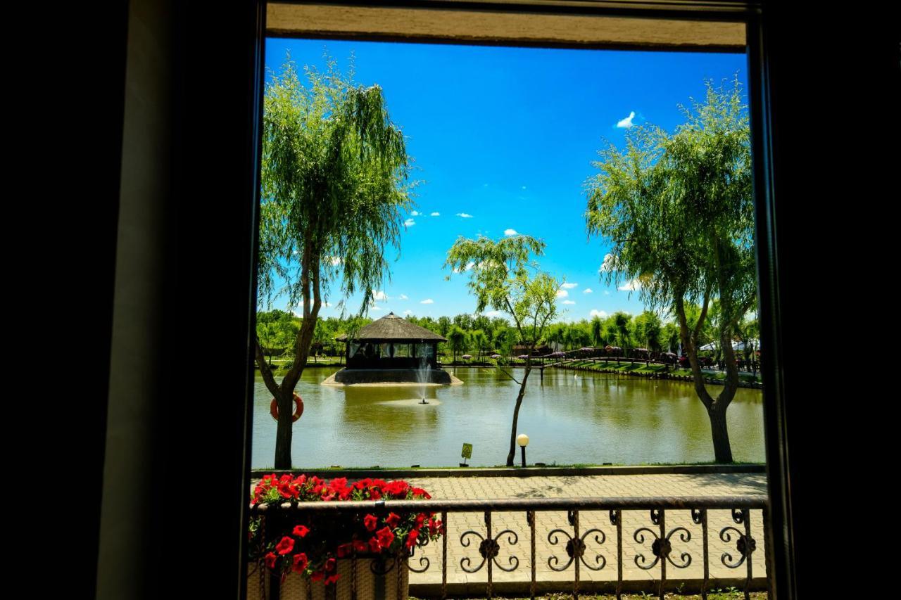 Hotel La Casa Cu Stuf Baldovinesti Exteriér fotografie